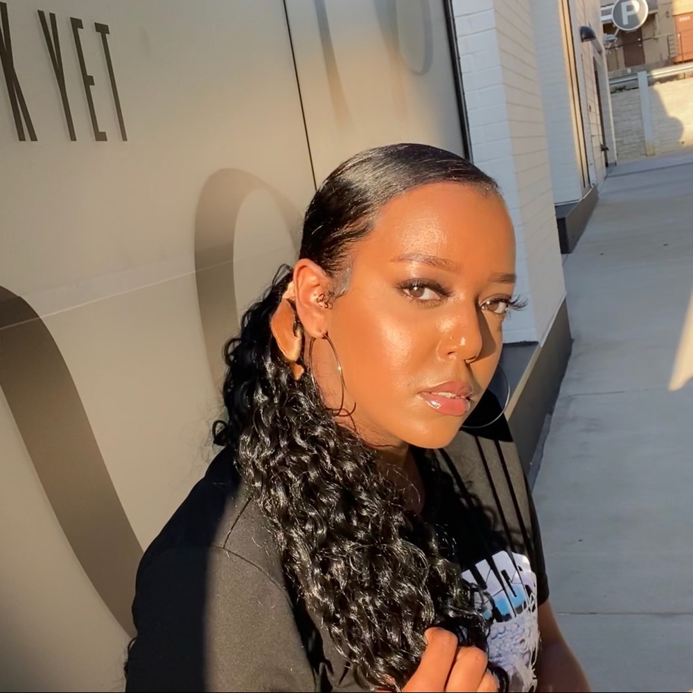 Meet your Posher, Heyab